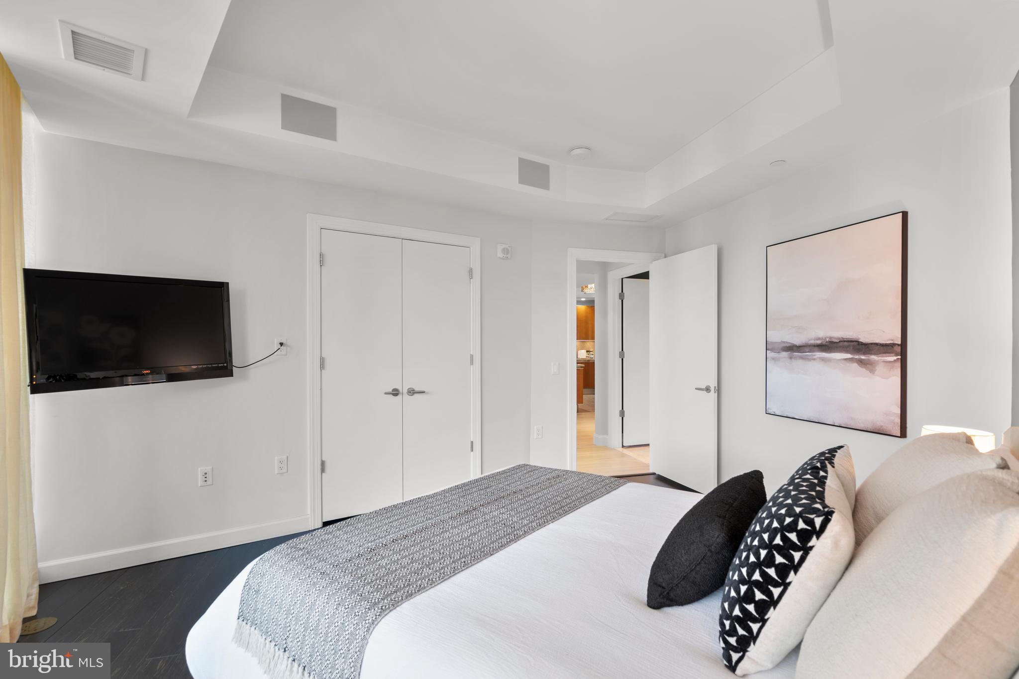 ROSSLYN - Residential