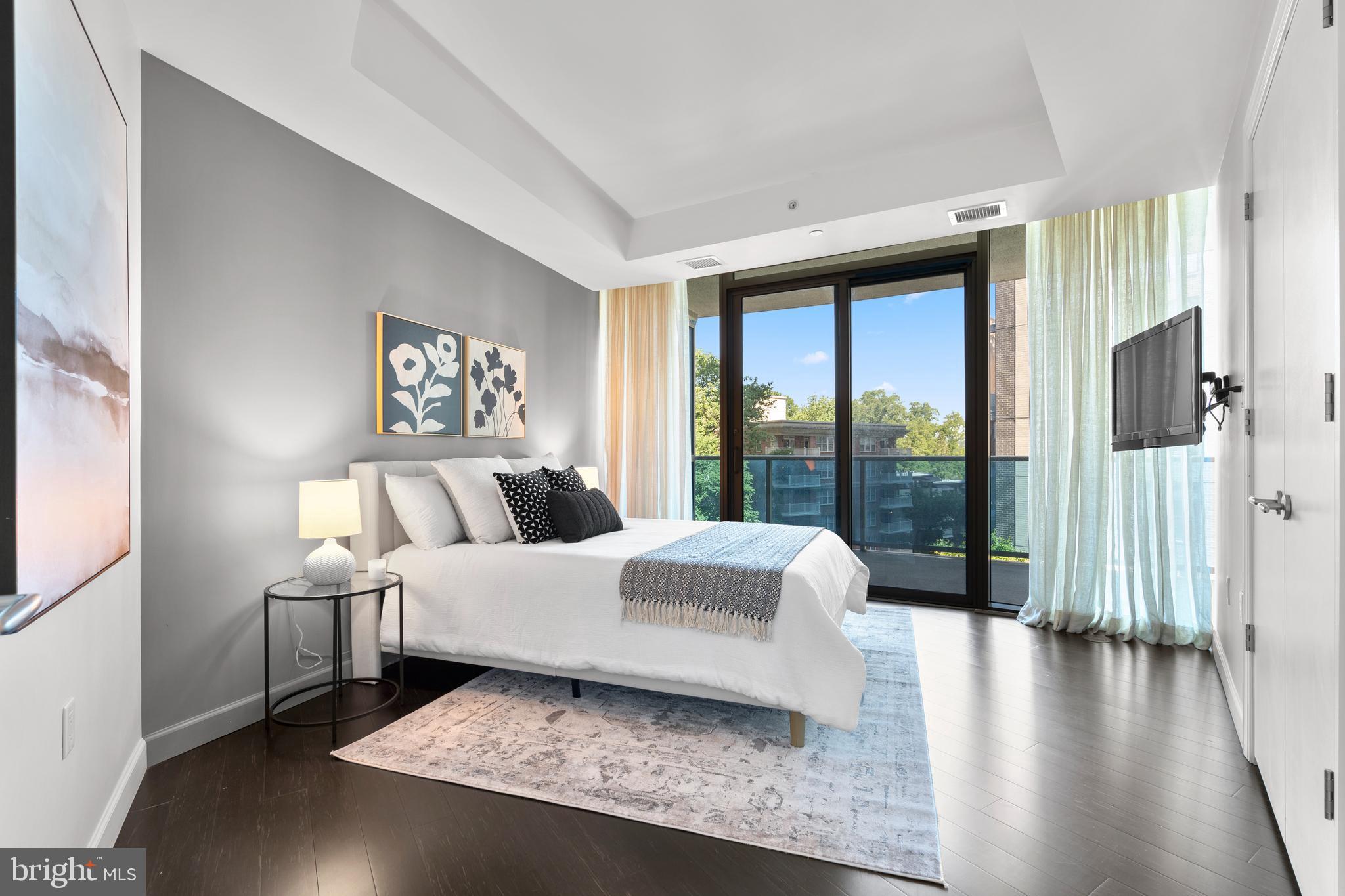 ROSSLYN - Residential