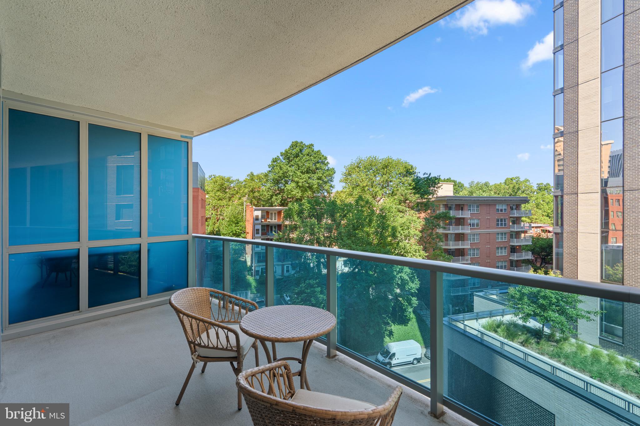 ROSSLYN - Residential