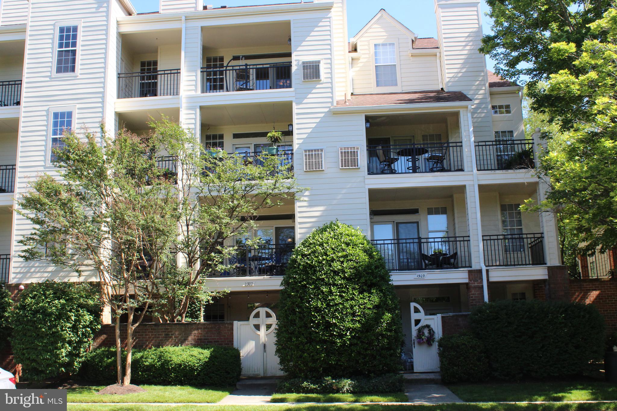 BALDWIN GROVE - Residential