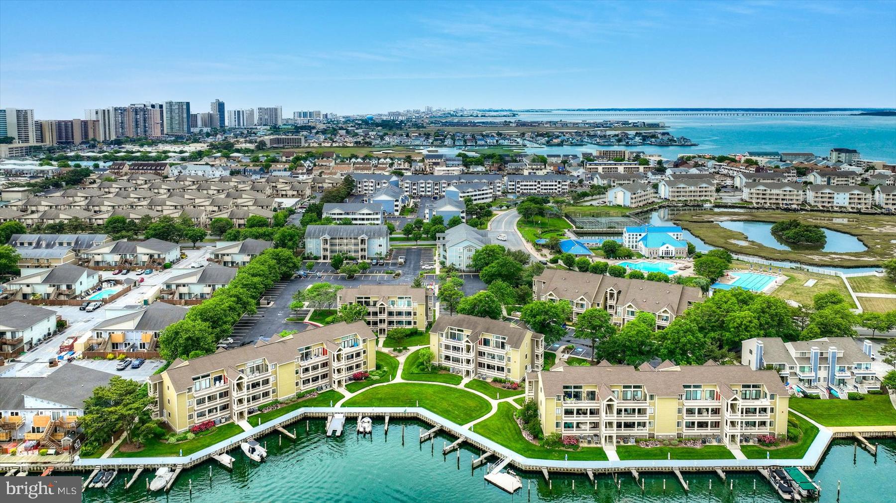 HERON HARBOUR - Residential