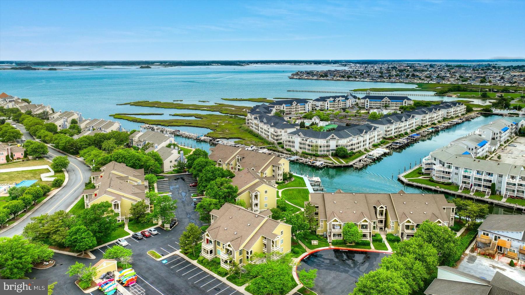 HERON HARBOUR - Residential