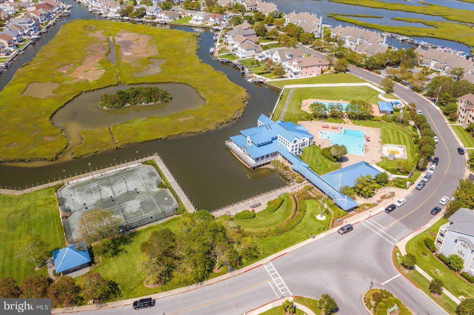 HERON HARBOUR - Residential