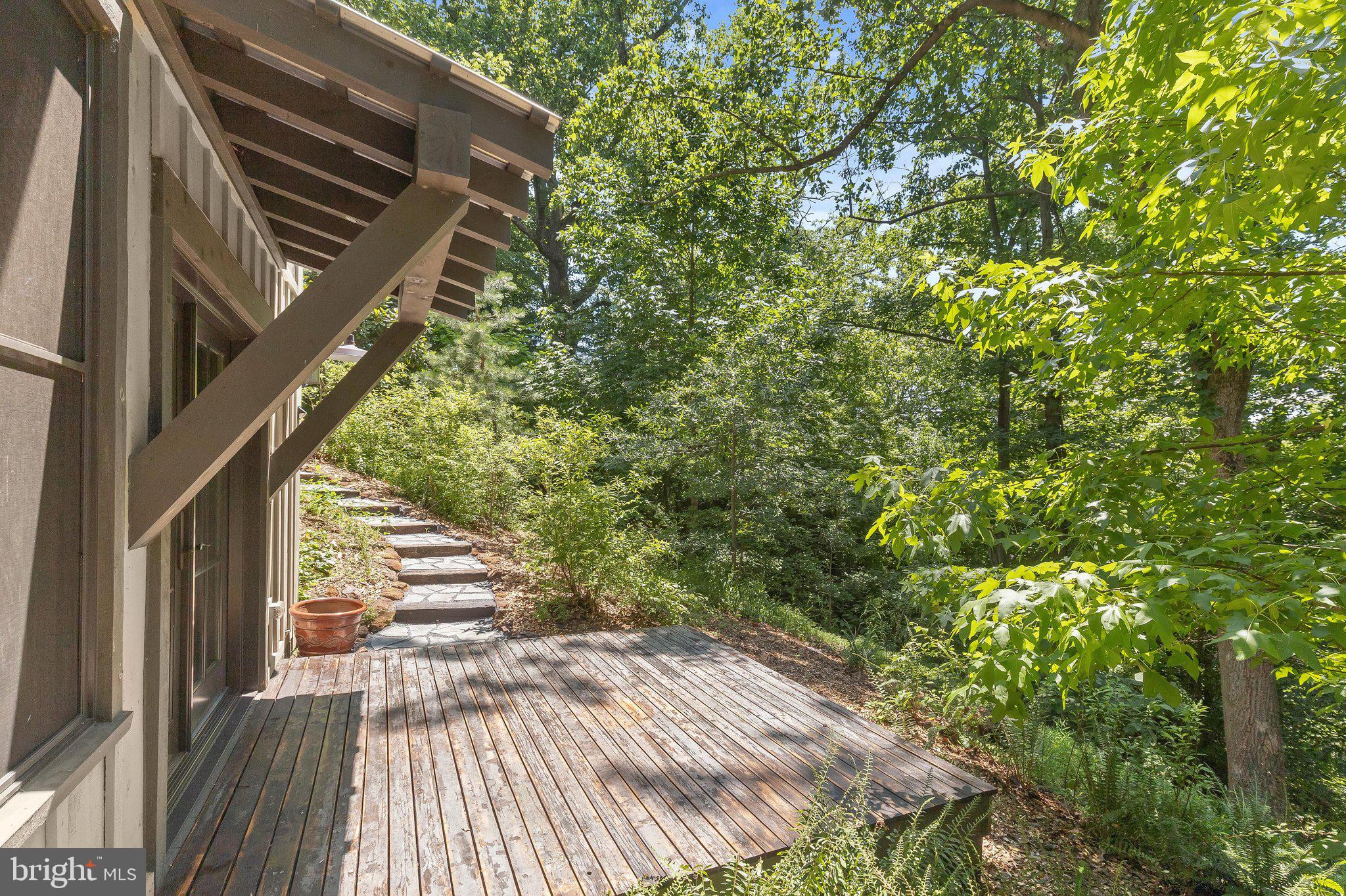 BRIAR CLIFF - Residential