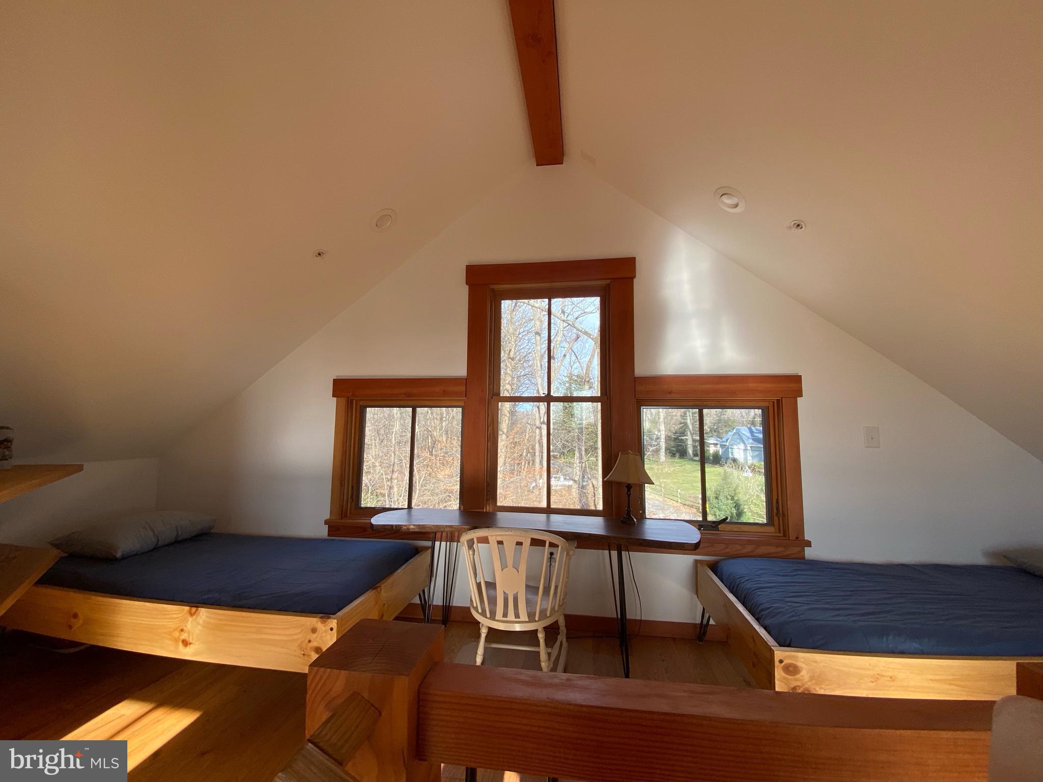 BRIAR CLIFF - Residential