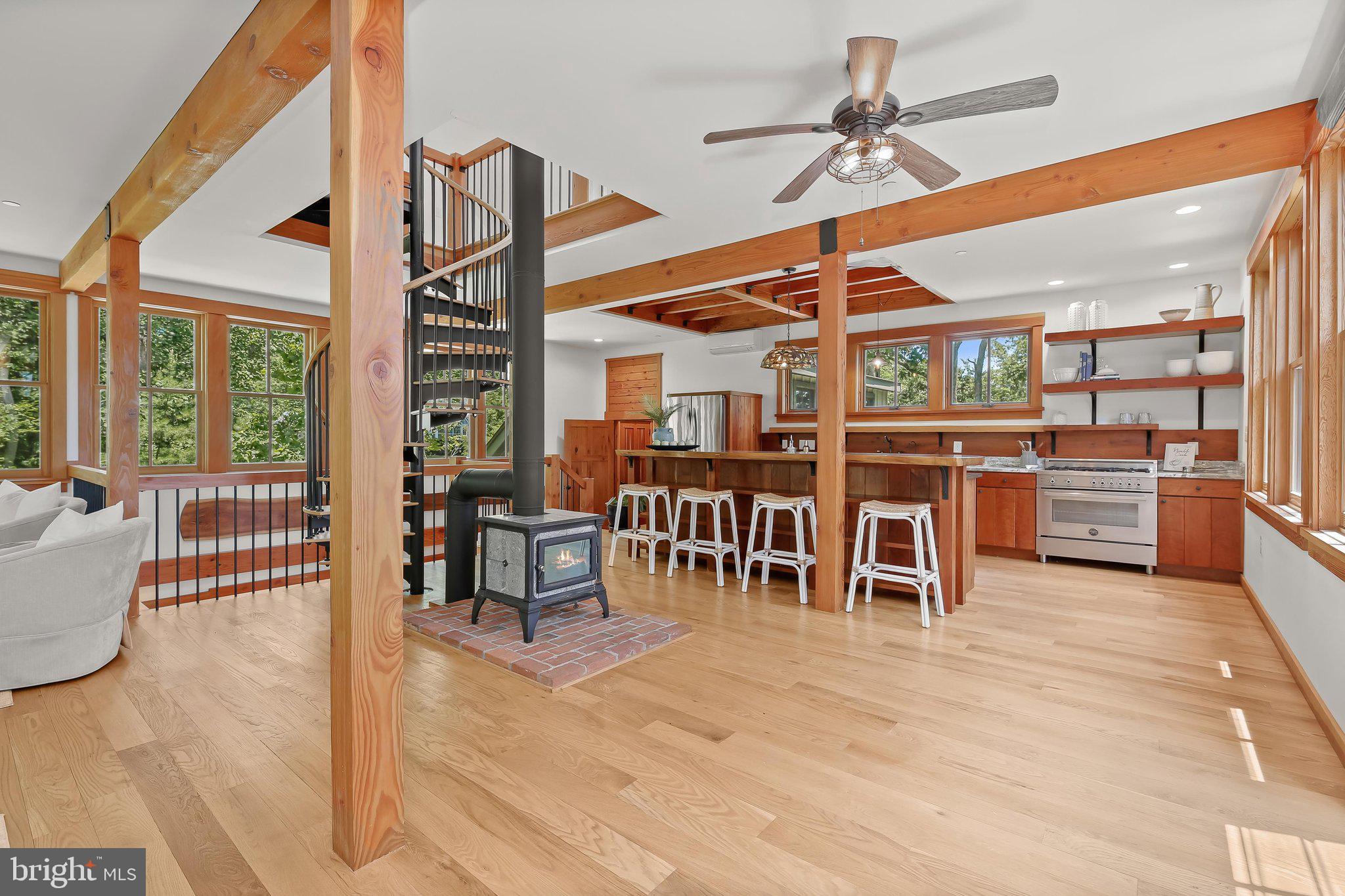 BRIAR CLIFF - Residential