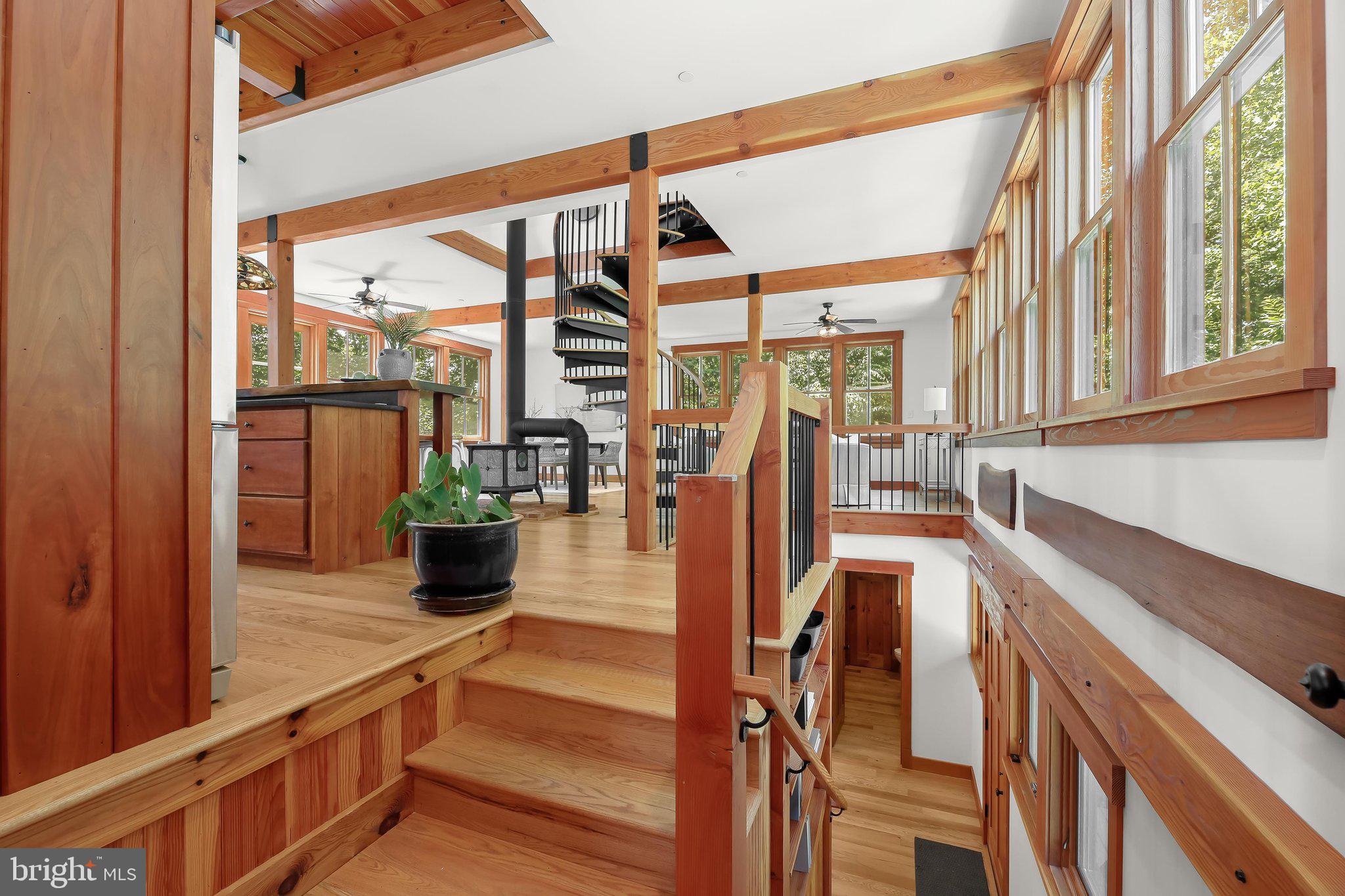 BRIAR CLIFF - Residential