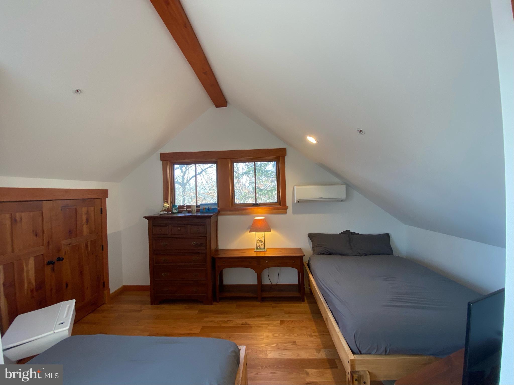 BRIAR CLIFF - Residential