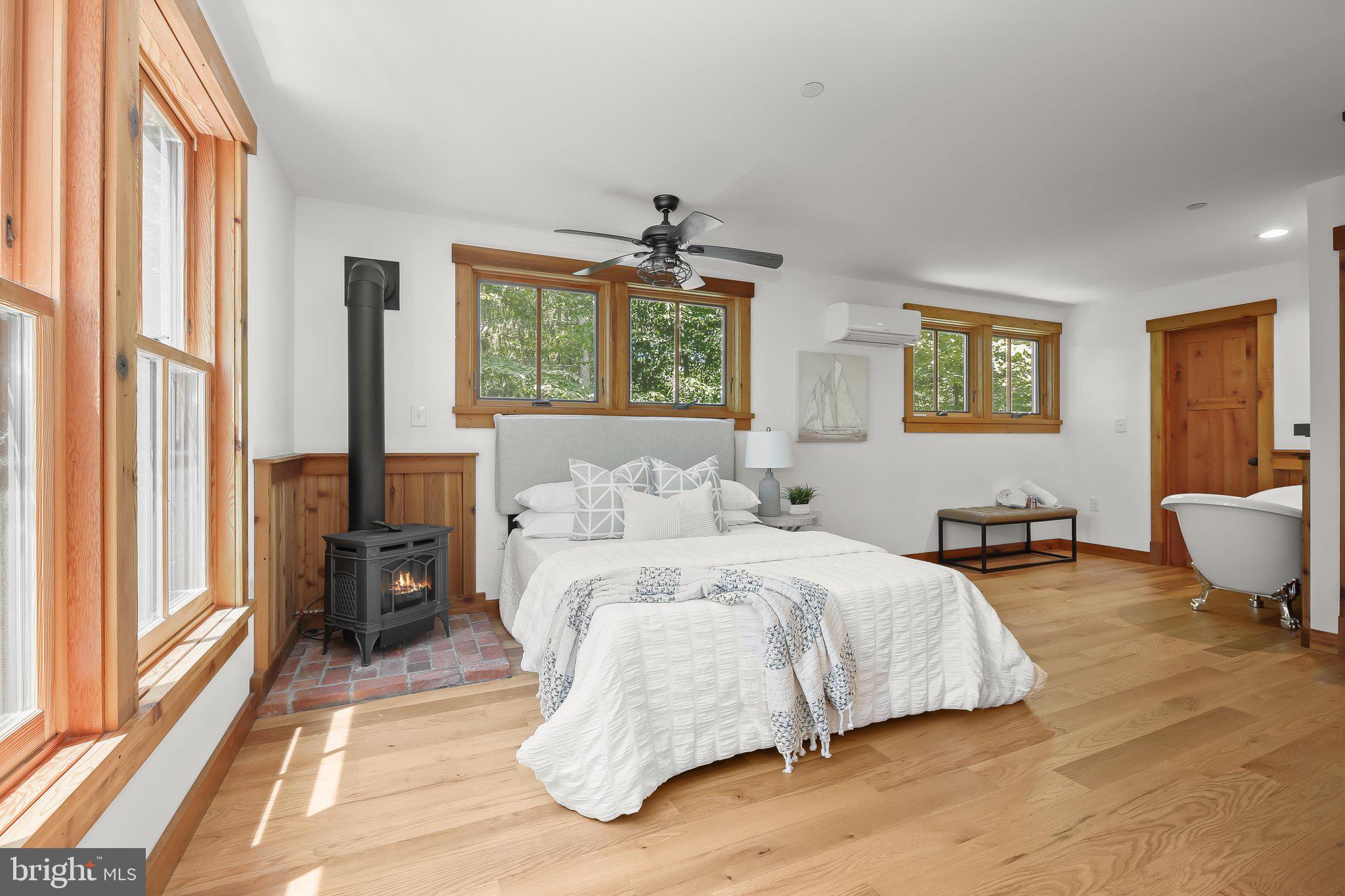 BRIAR CLIFF - Residential