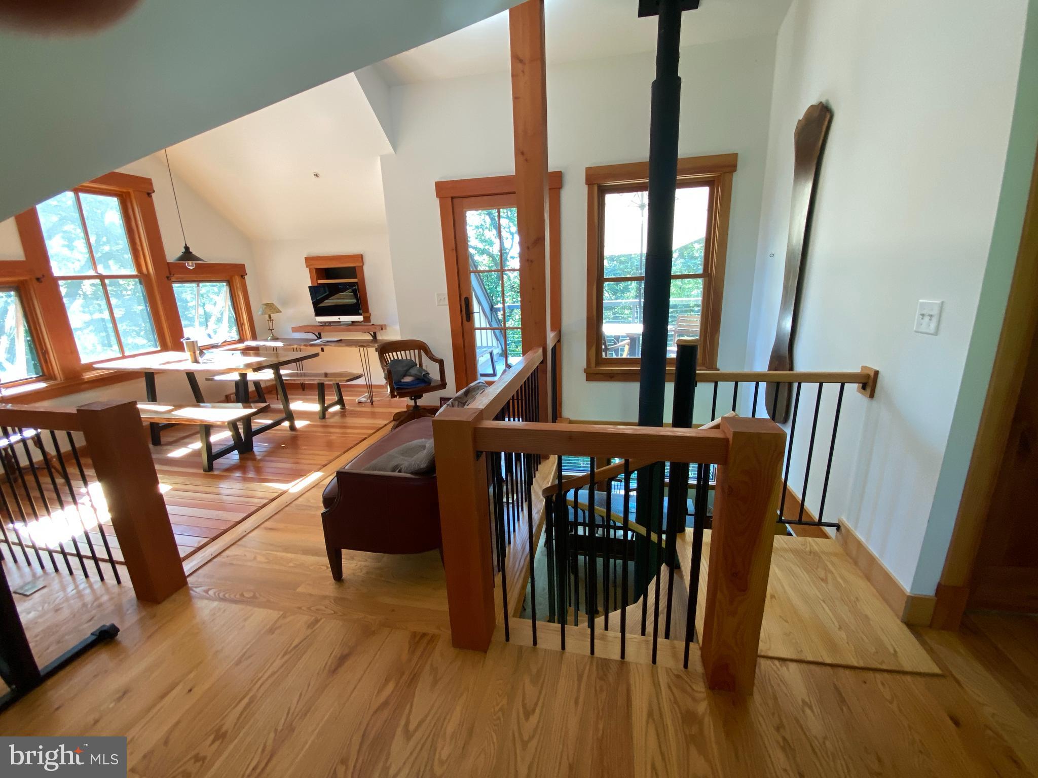 BRIAR CLIFF - Residential