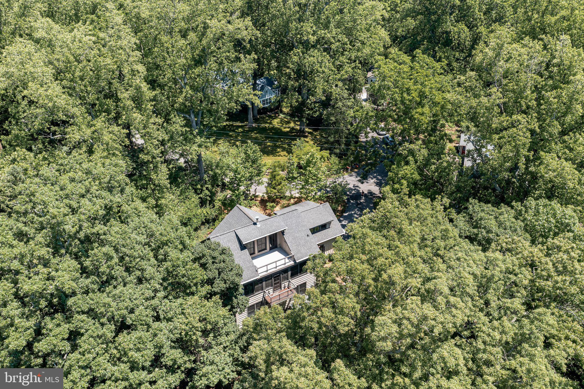 BRIAR CLIFF - Residential