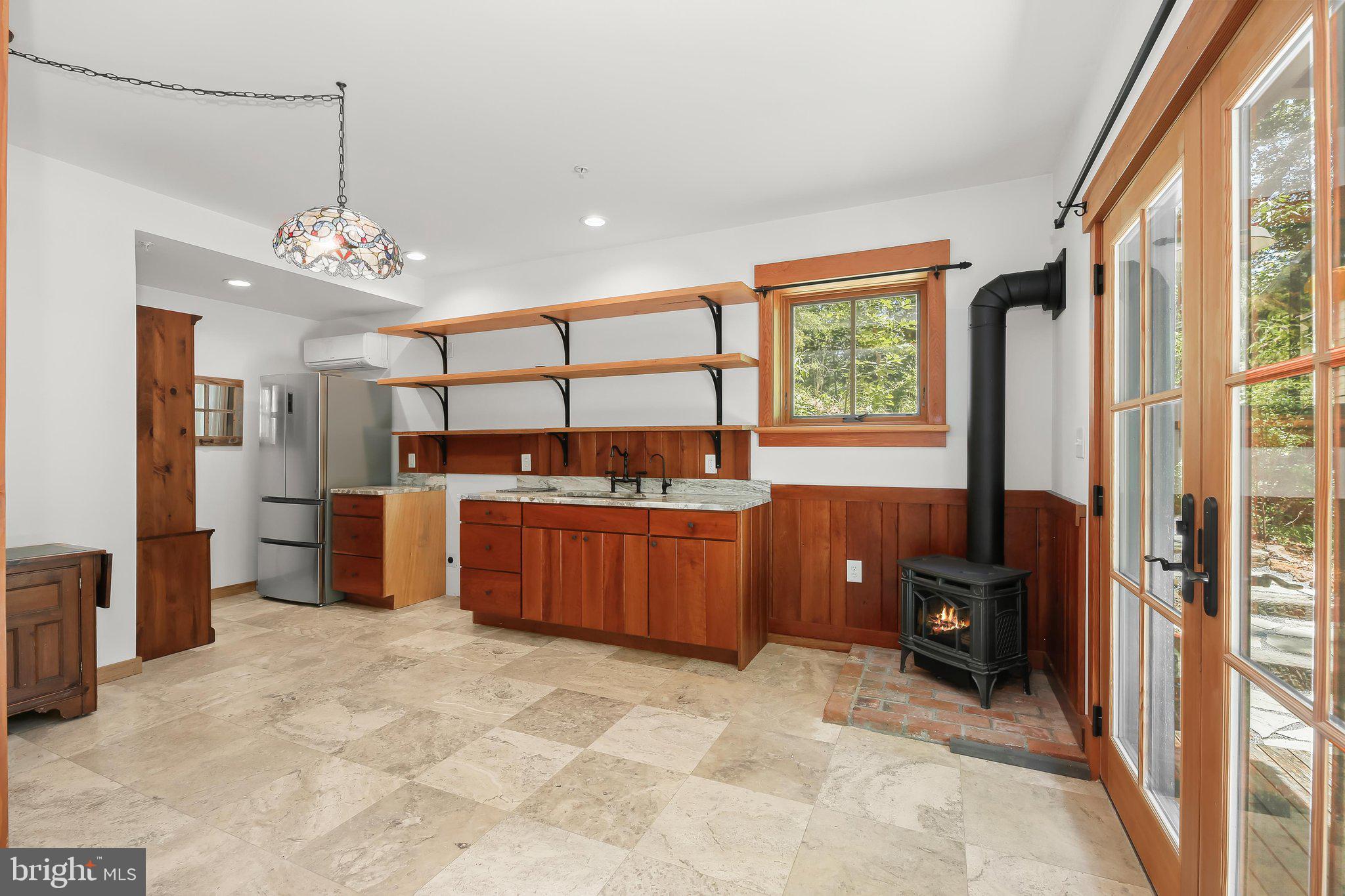 BRIAR CLIFF - Residential