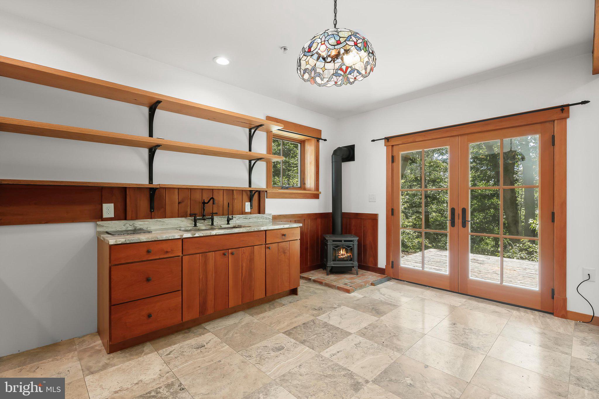 BRIAR CLIFF - Residential