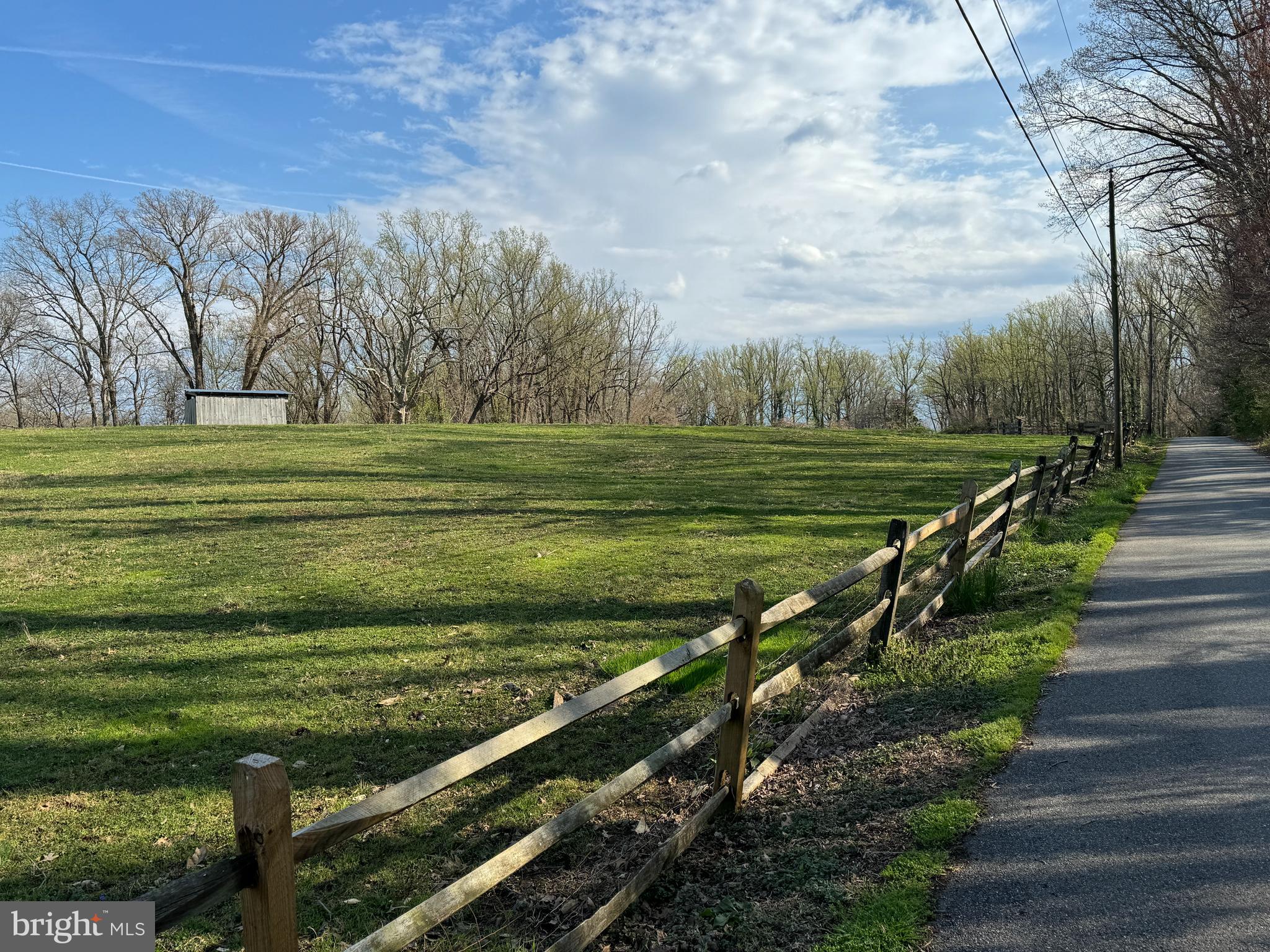 BRIAR CLIFF - Residential
