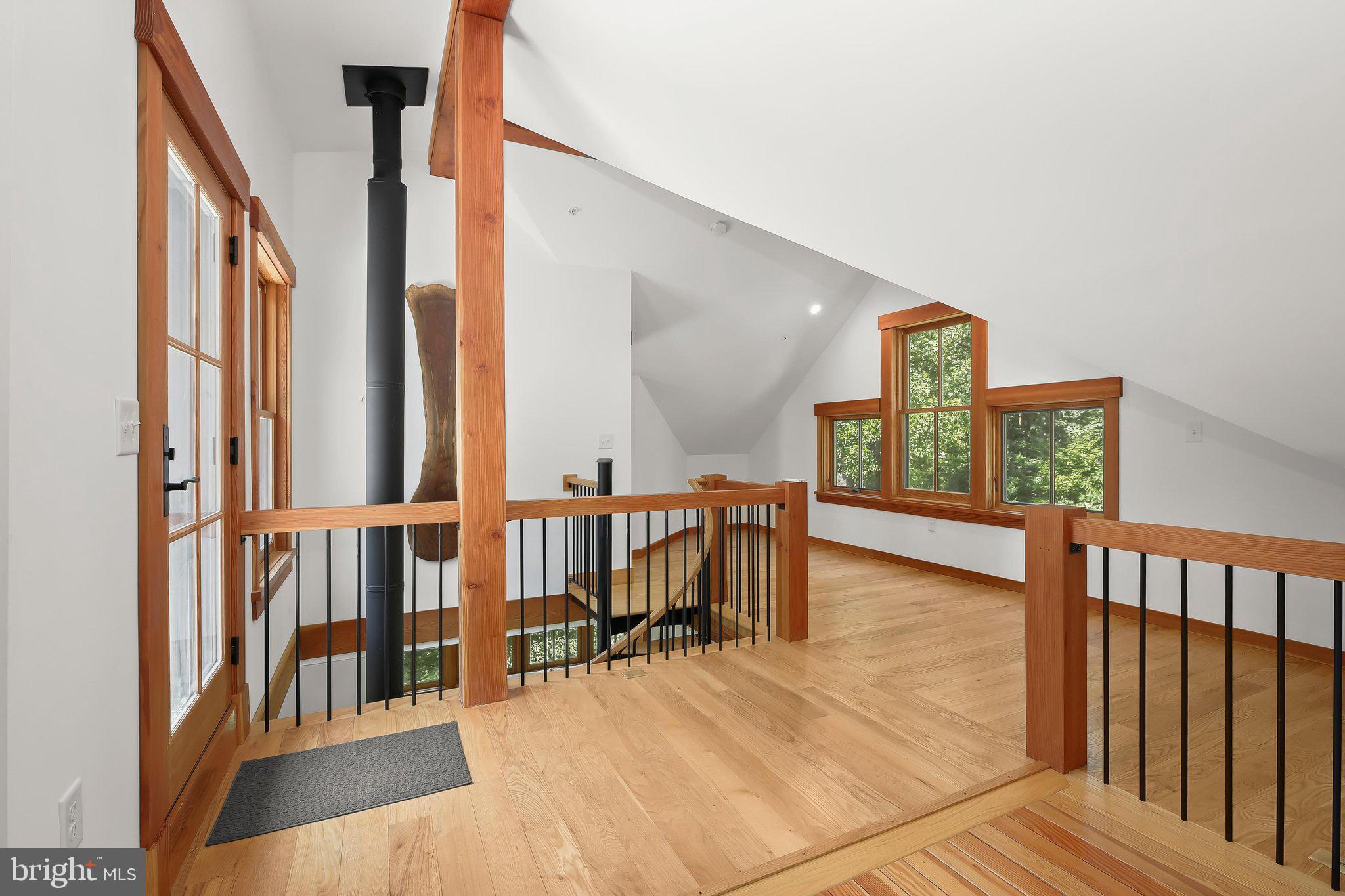 BRIAR CLIFF - Residential