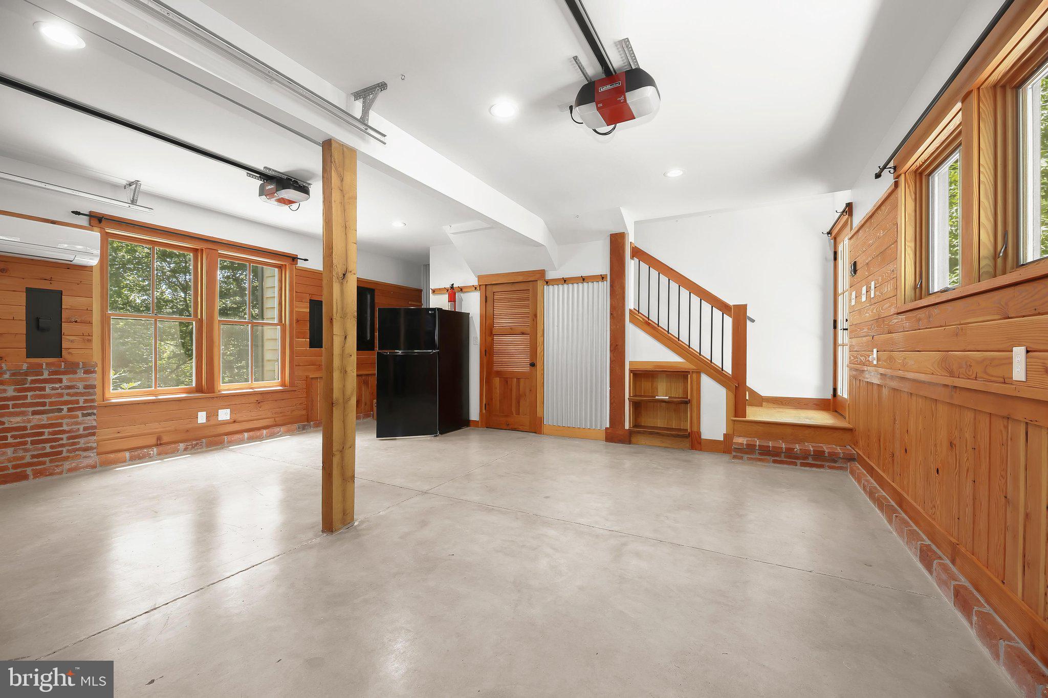 BRIAR CLIFF - Residential