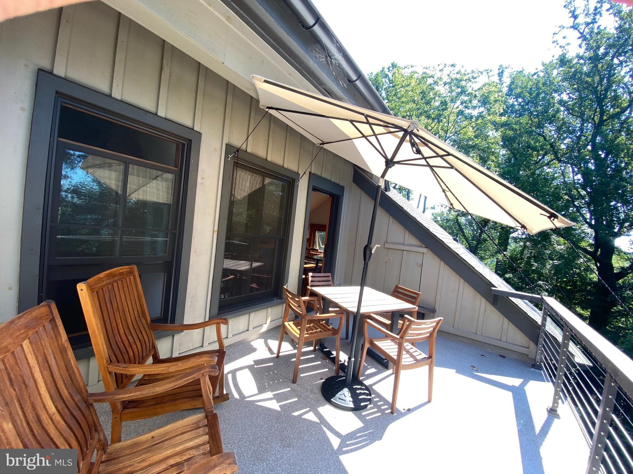 BRIAR CLIFF - Residential