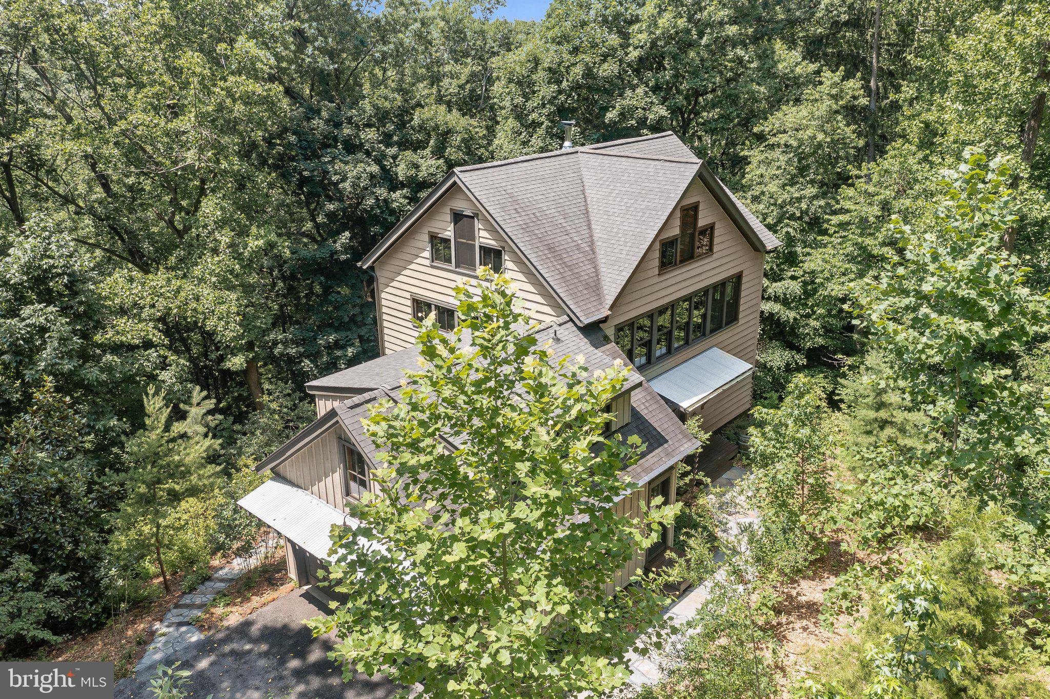 BRIAR CLIFF - Residential