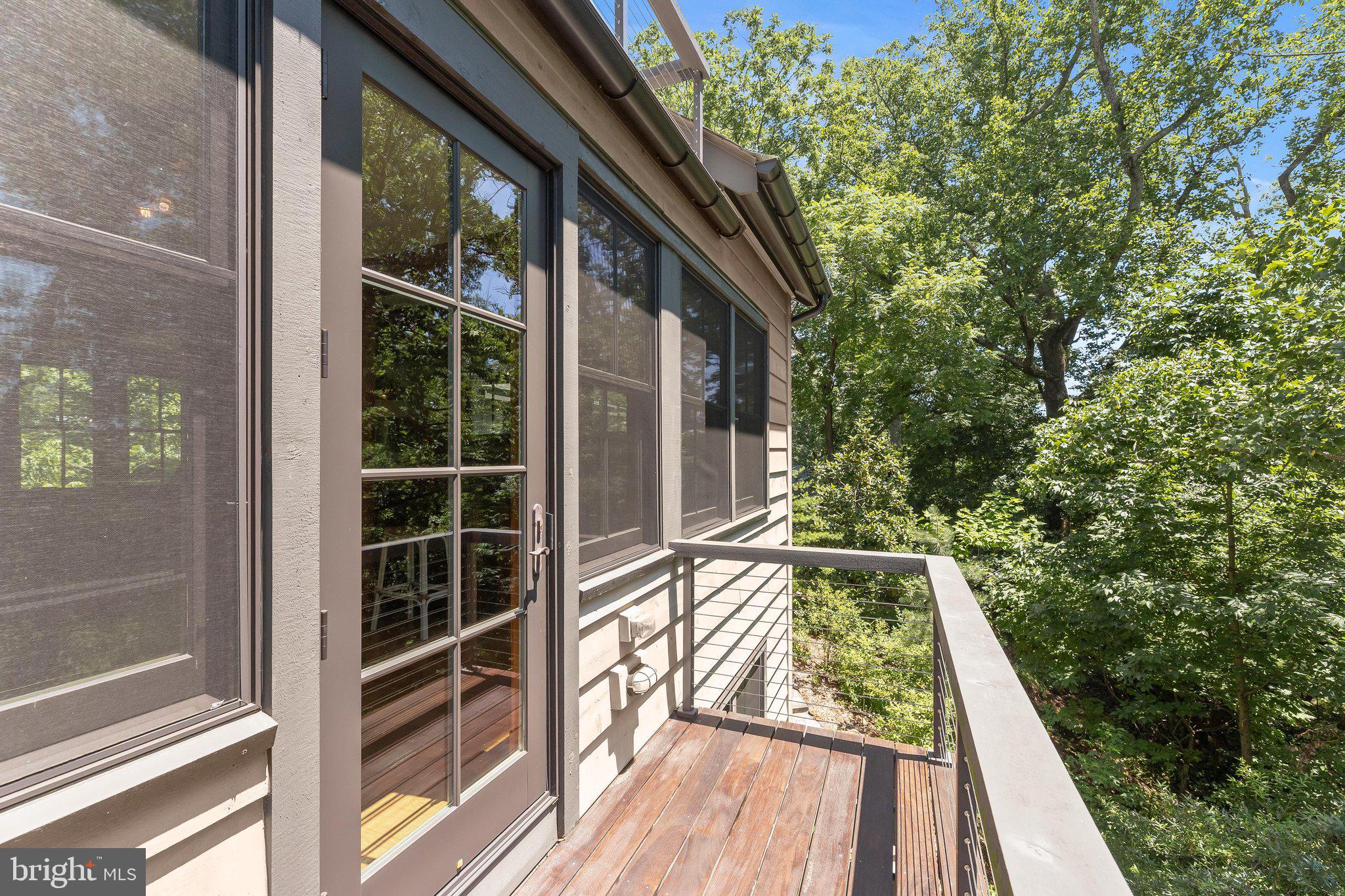 BRIAR CLIFF - Residential