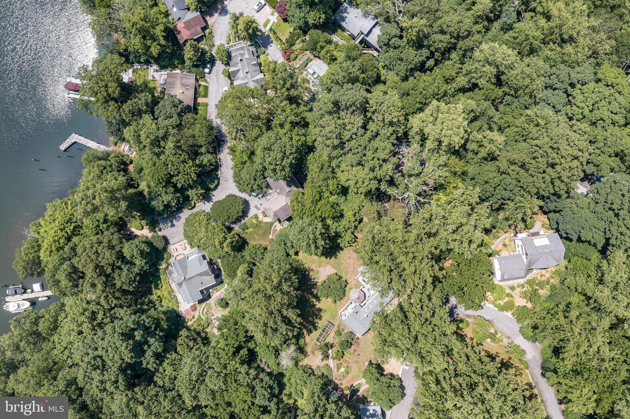 BRIAR CLIFF - Residential