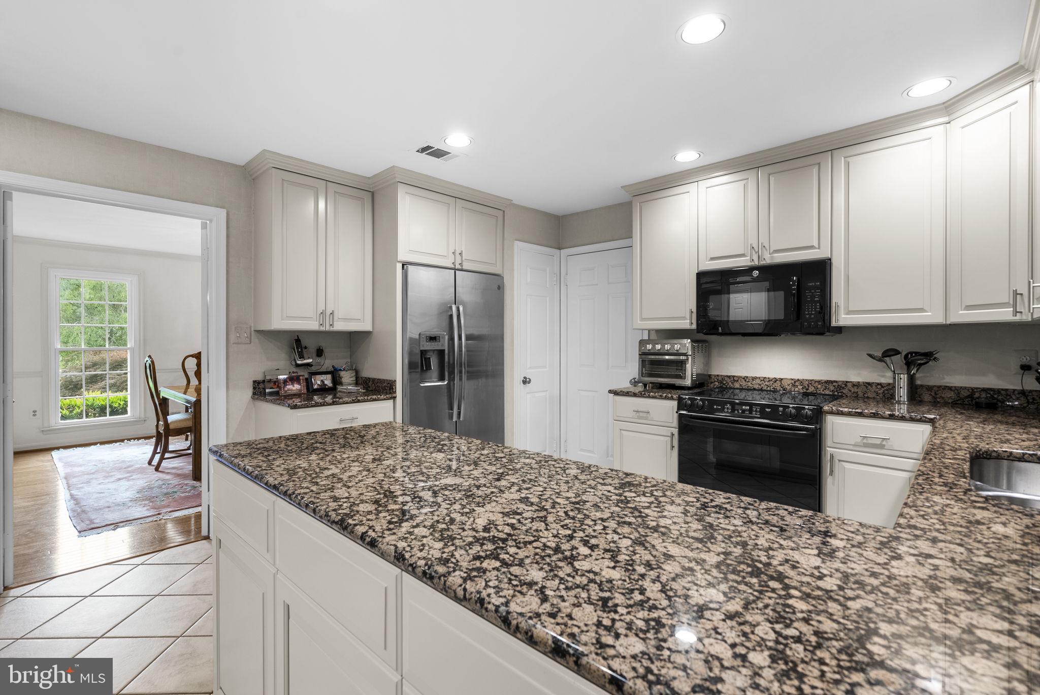 TIMBERLAWN - Residential