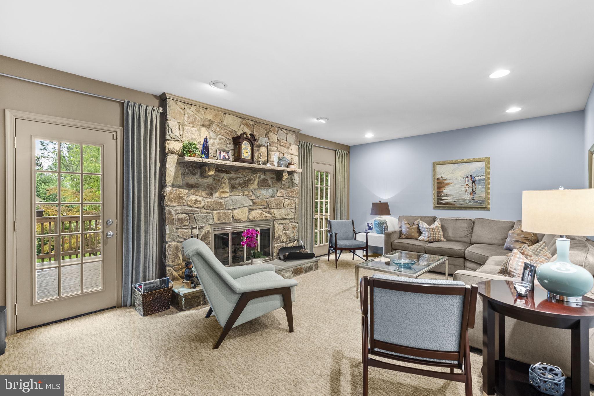 TIMBERLAWN - Residential