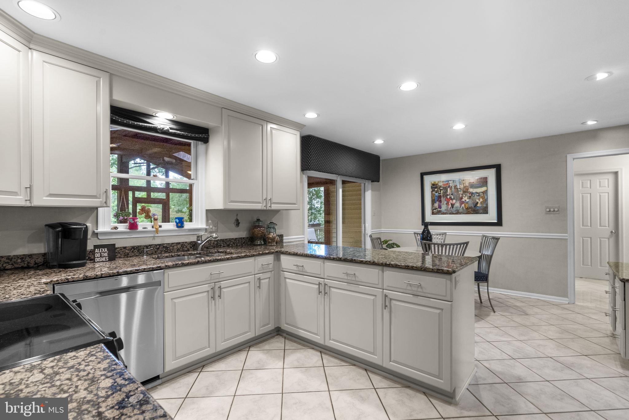 TIMBERLAWN - Residential