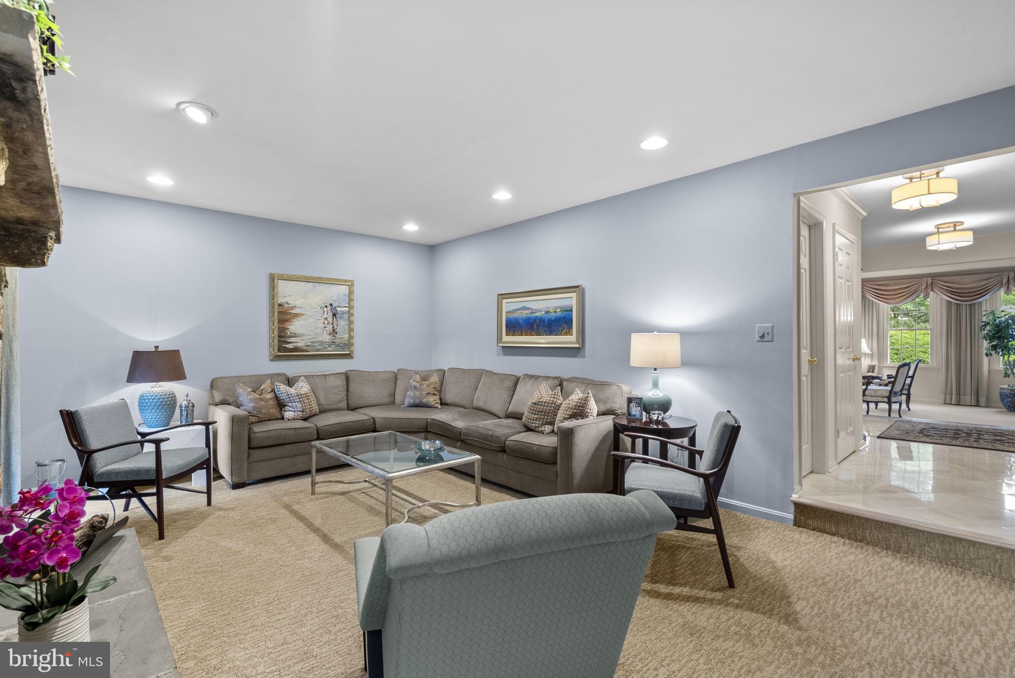 TIMBERLAWN - Residential