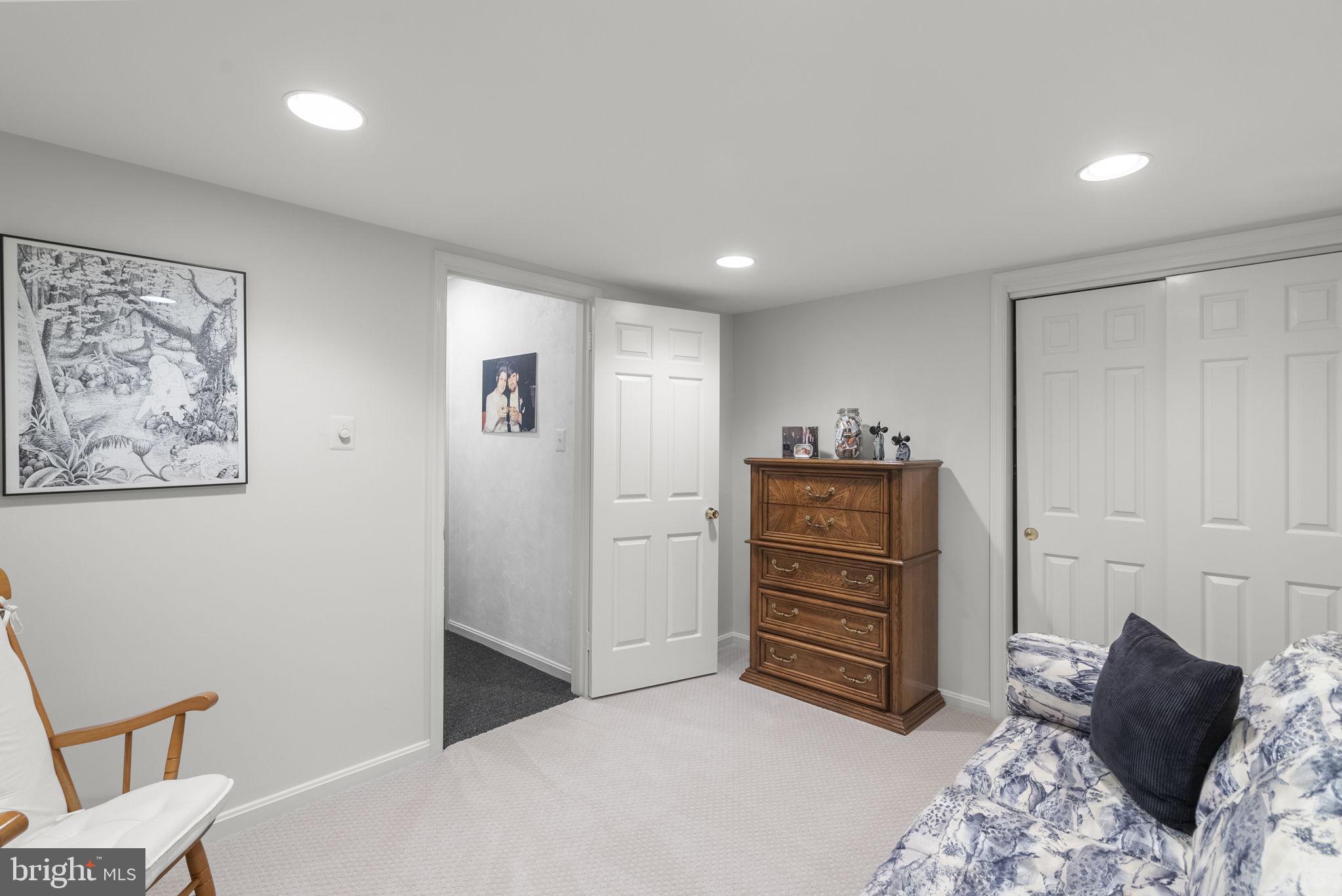 TIMBERLAWN - Residential