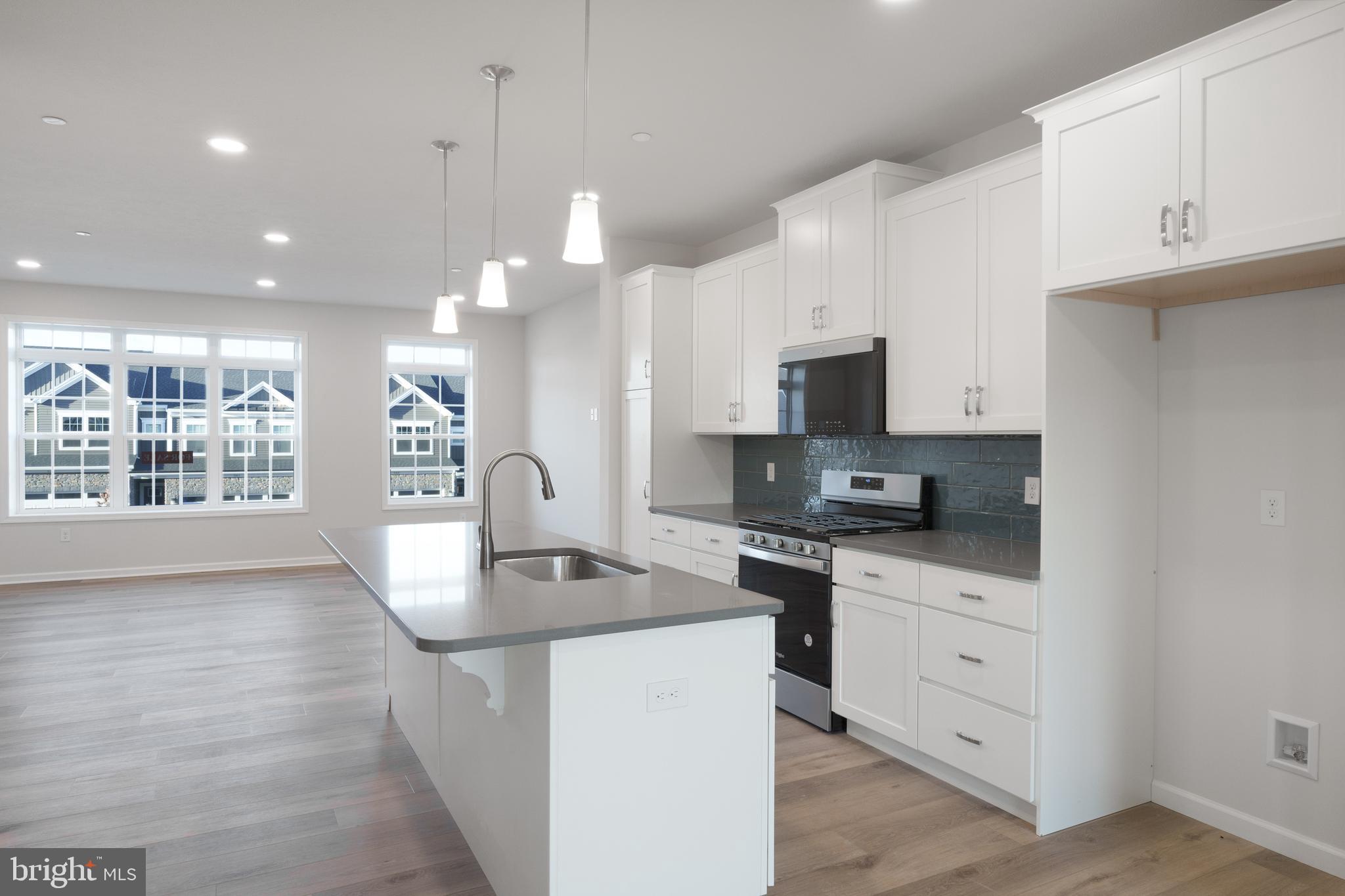 CANTERBURY RIDGE - Residential