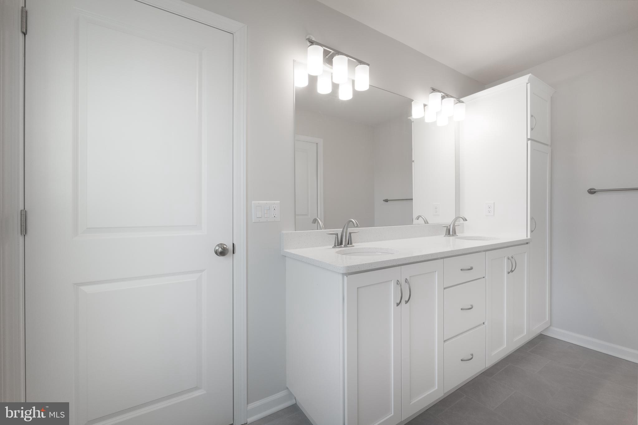 CANTERBURY RIDGE - Residential