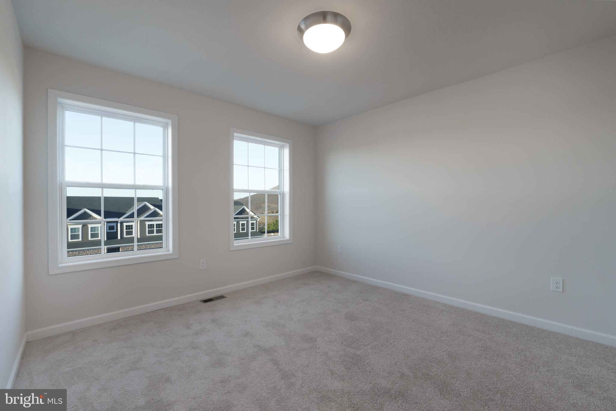 CANTERBURY RIDGE - Residential