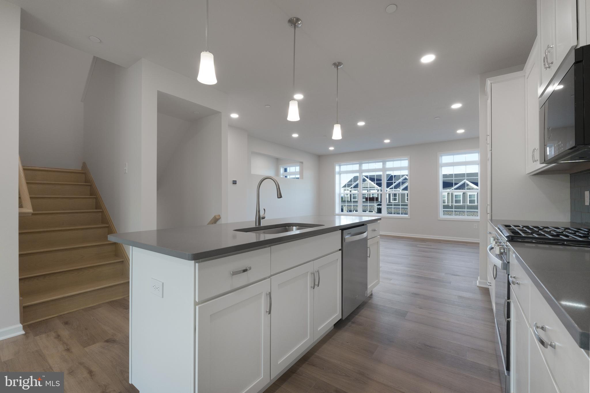 CANTERBURY RIDGE - Residential