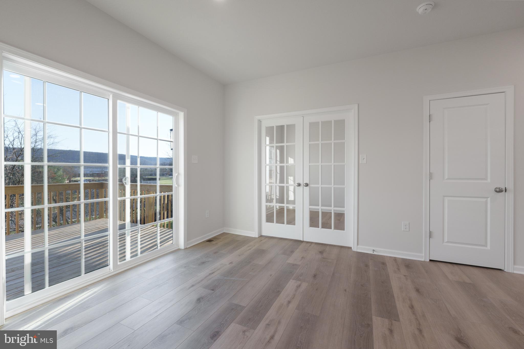 CANTERBURY RIDGE - Residential
