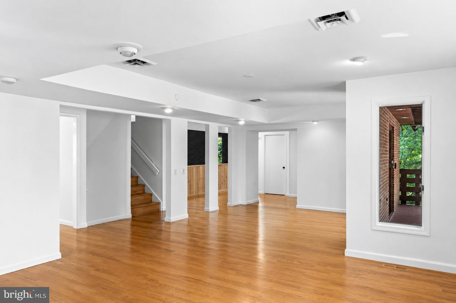 CAMELOT - Residential