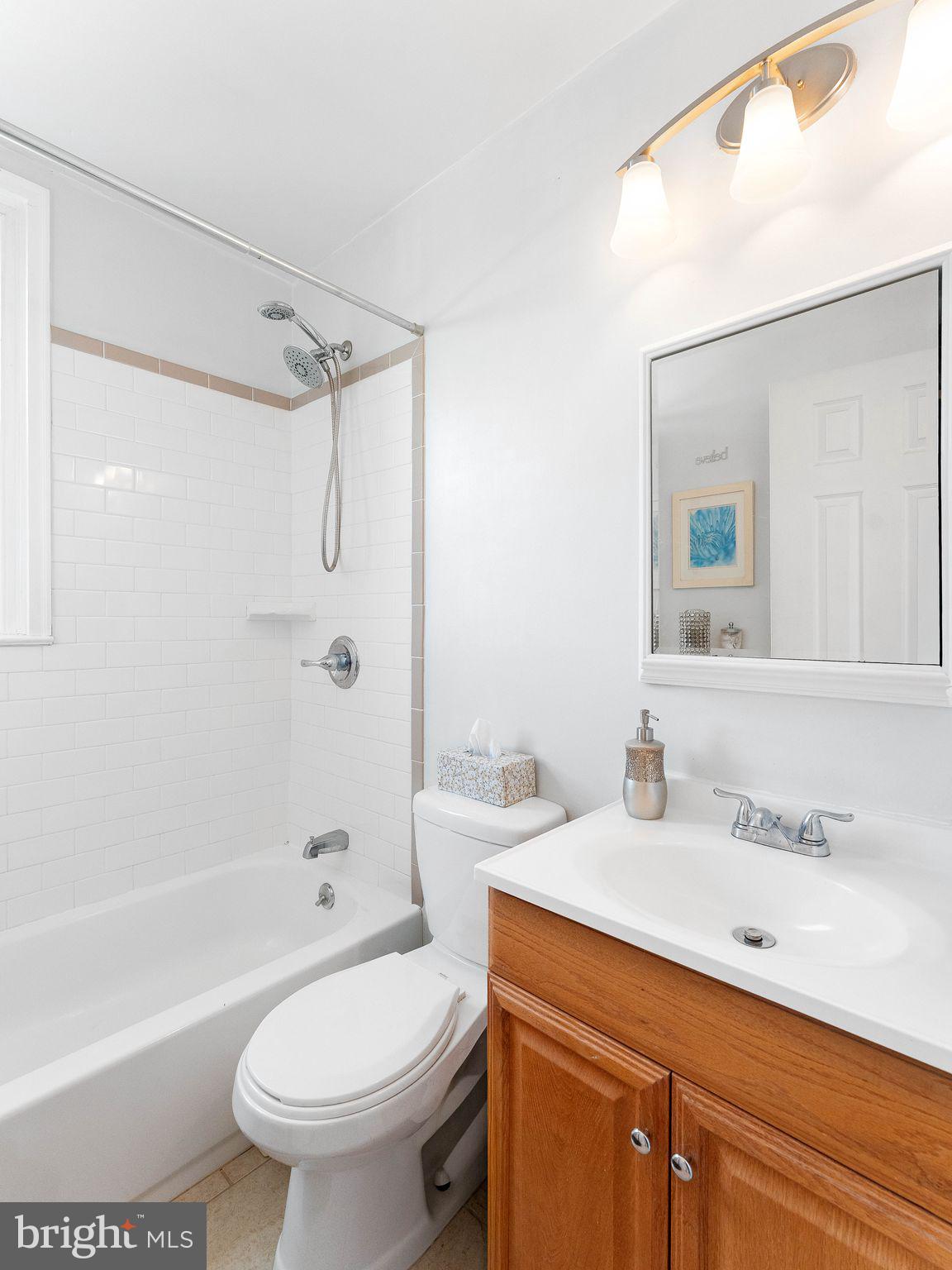 ROXBOROUGH - Residential