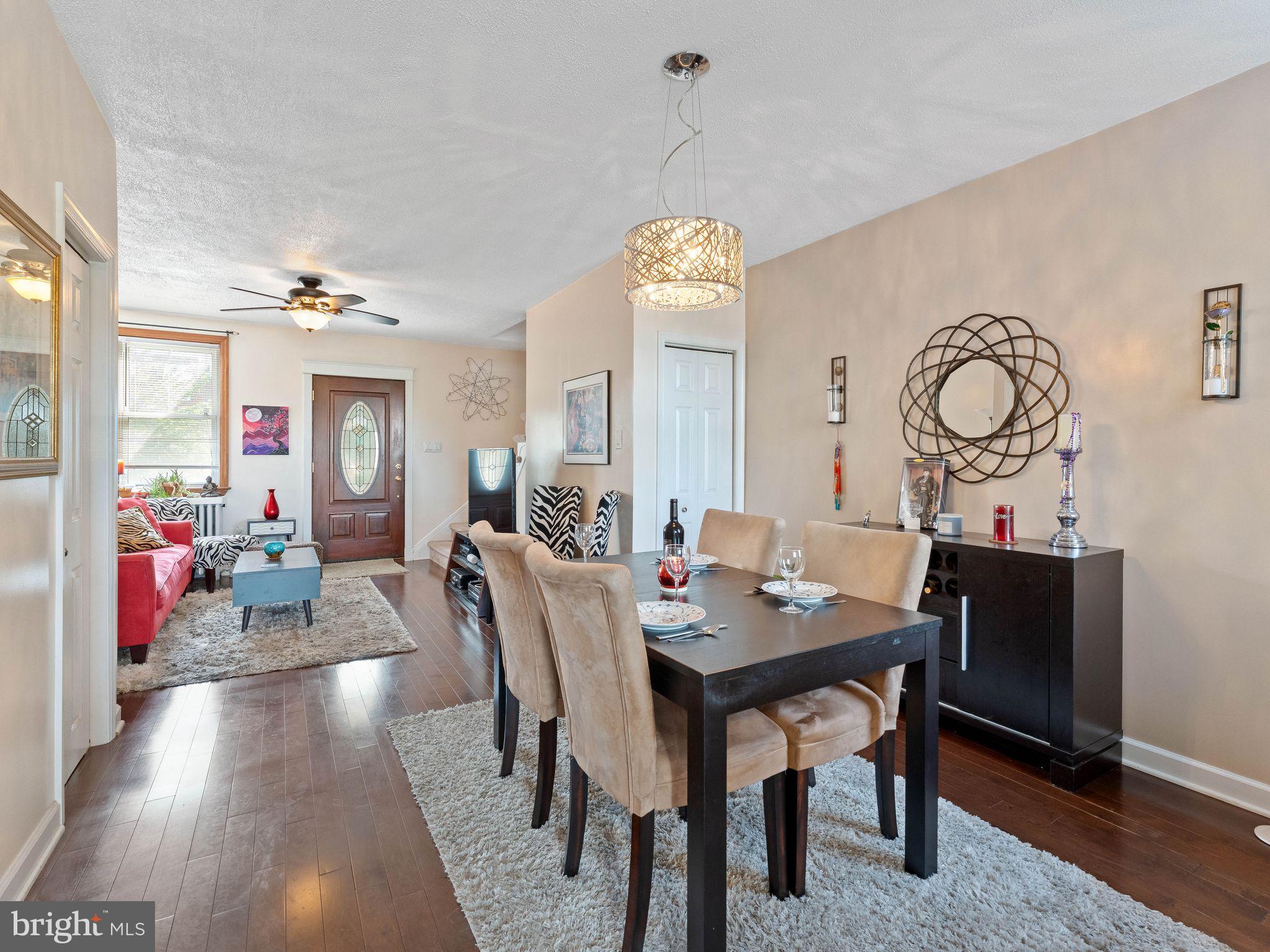 ROXBOROUGH - Residential