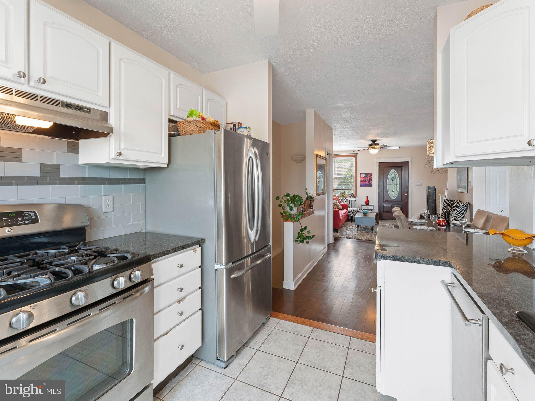 ROXBOROUGH - Residential