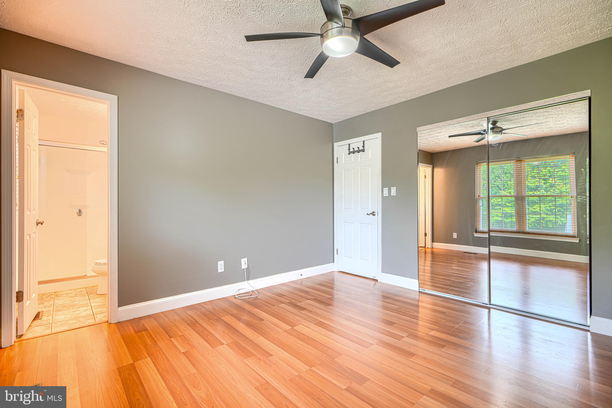 OAKHURST - Residential