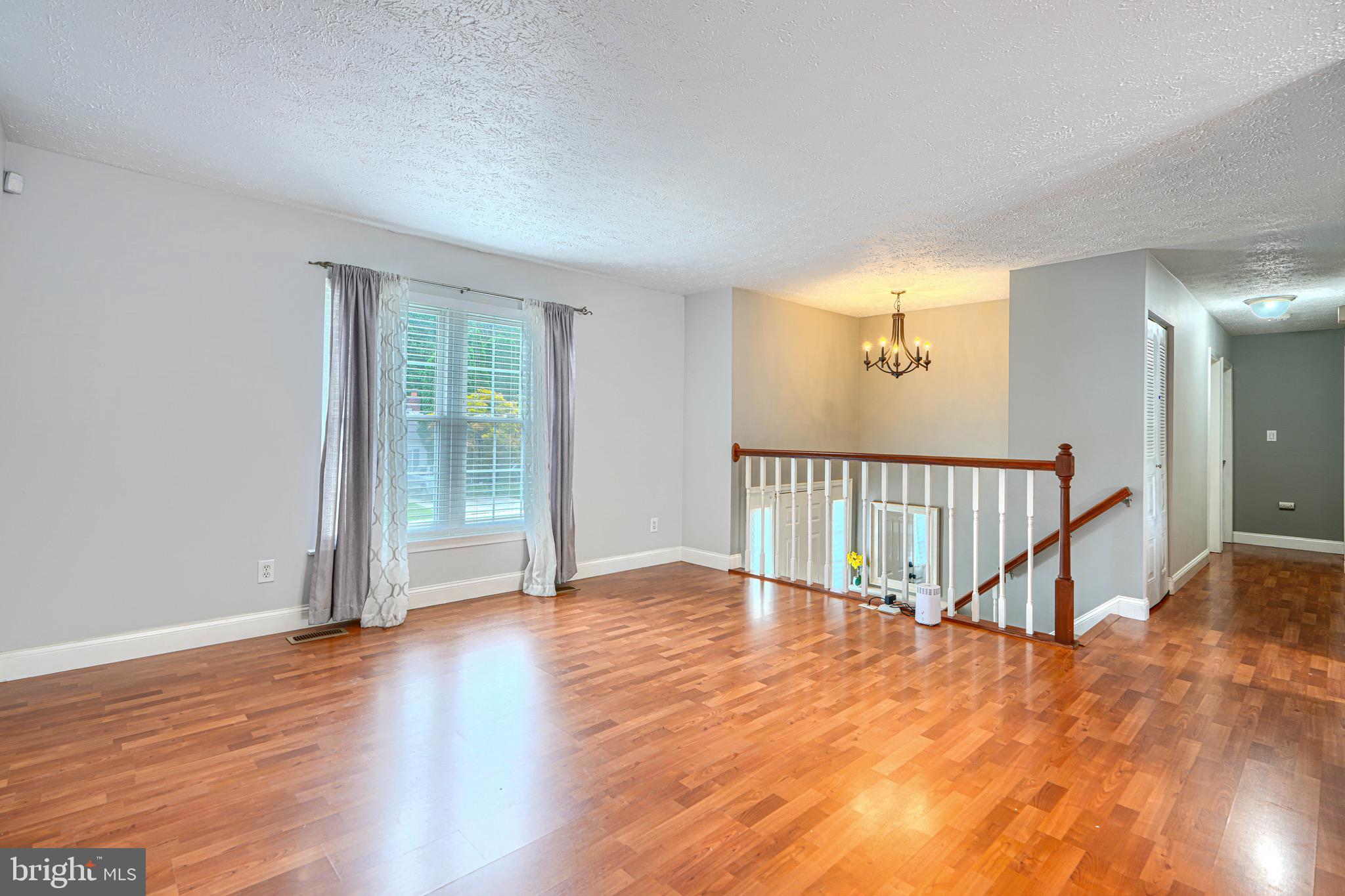 OAKHURST - Residential