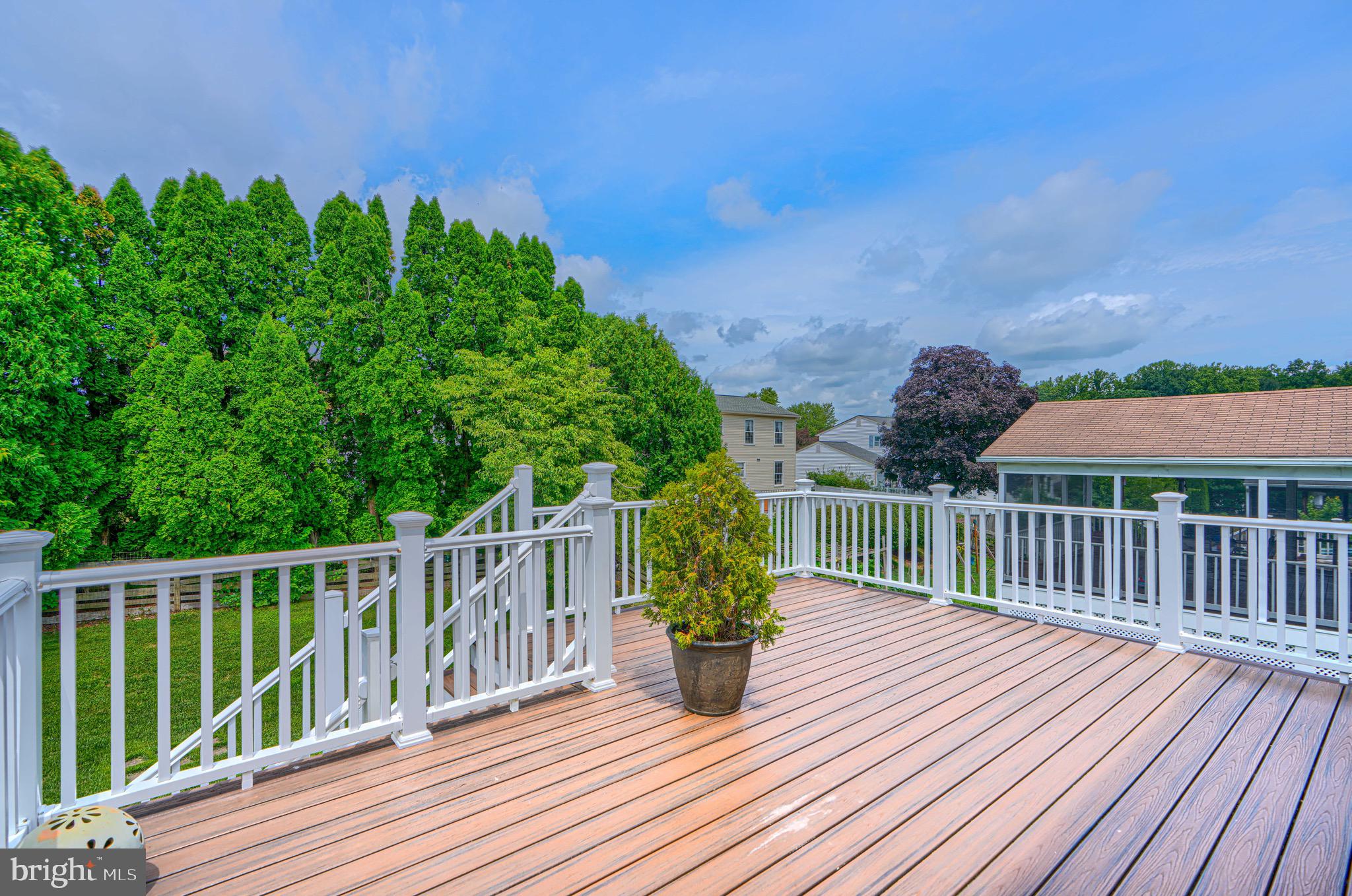 OAKHURST - Residential