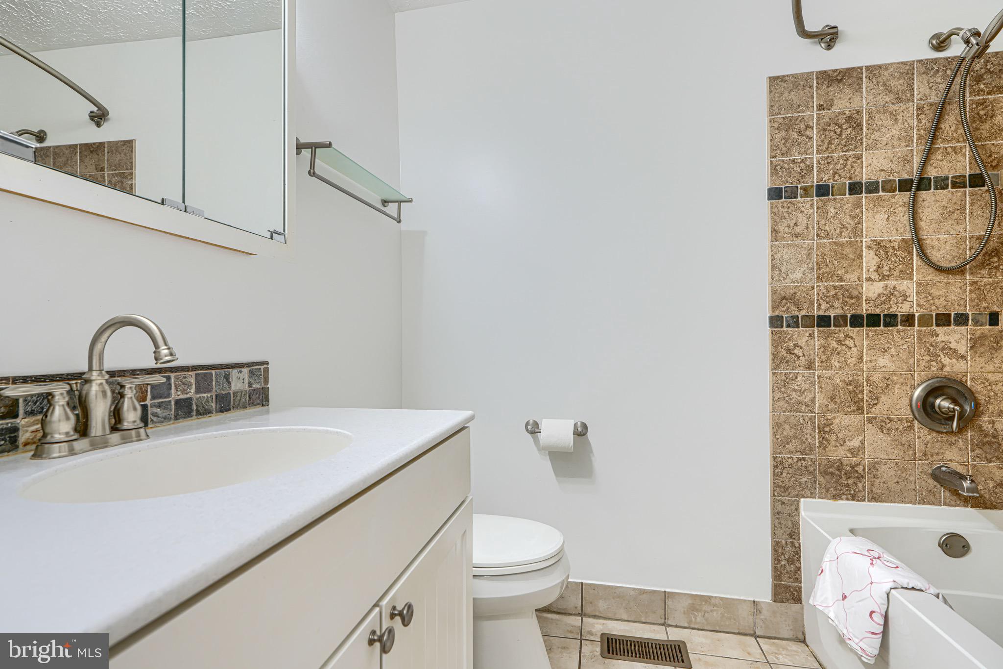 OAKHURST - Residential