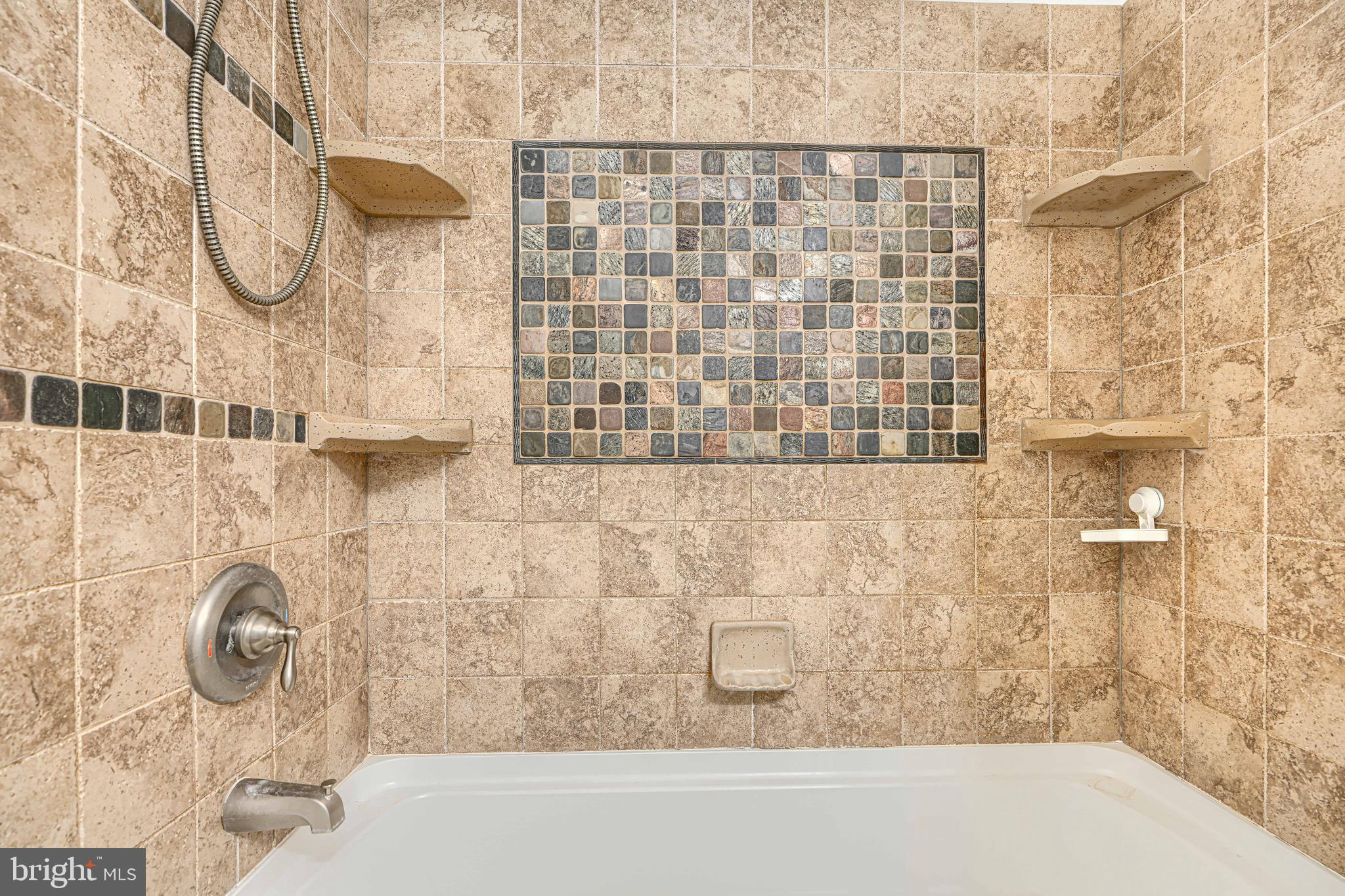 OAKHURST - Residential