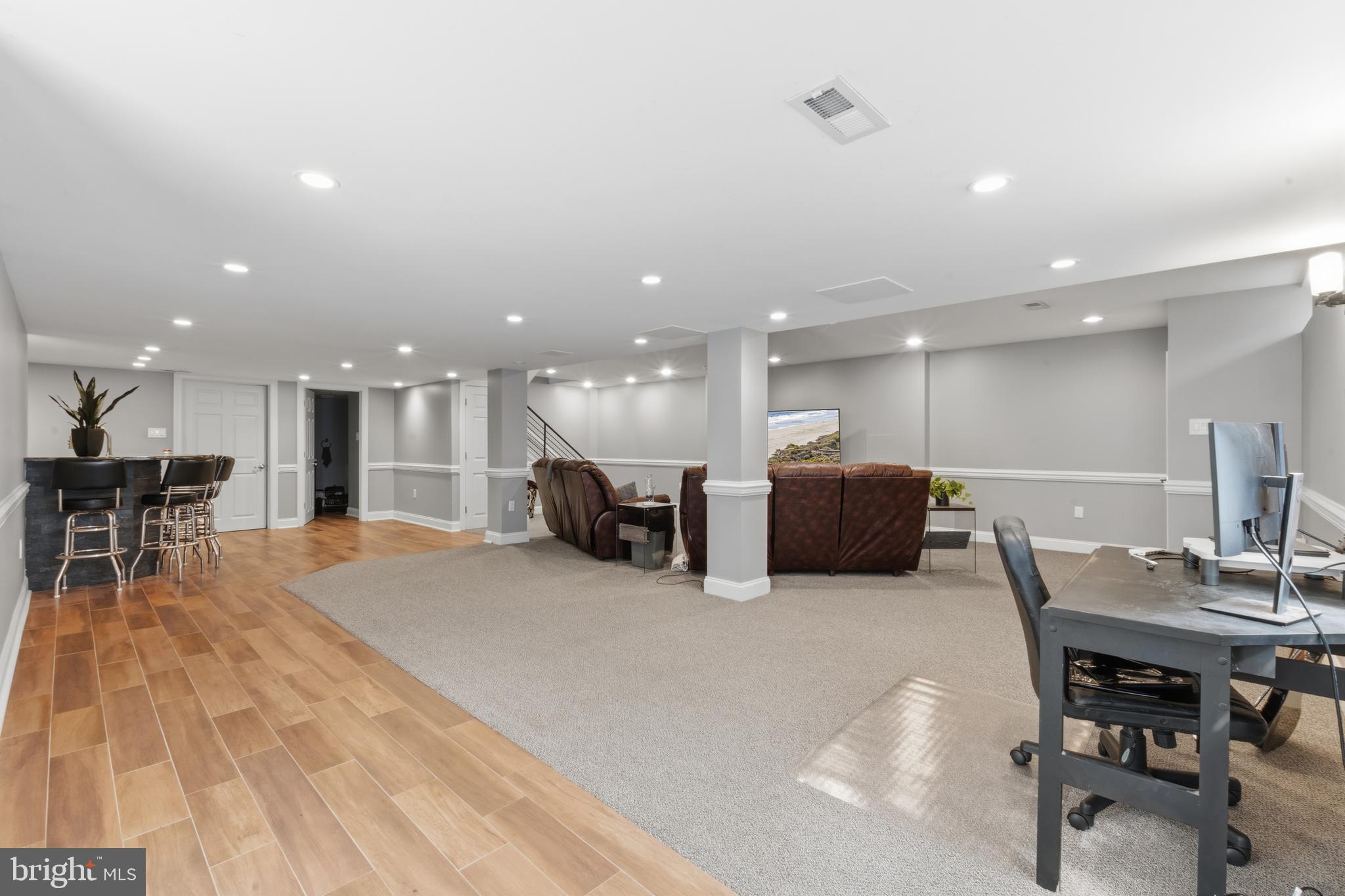 LOCHWOOD ESTATES - Residential