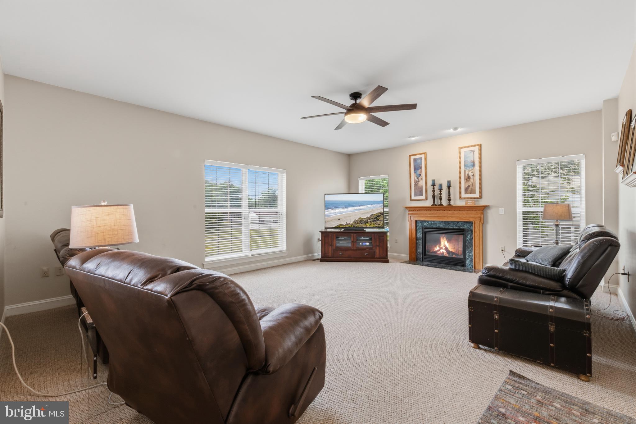 LOCHWOOD ESTATES - Residential