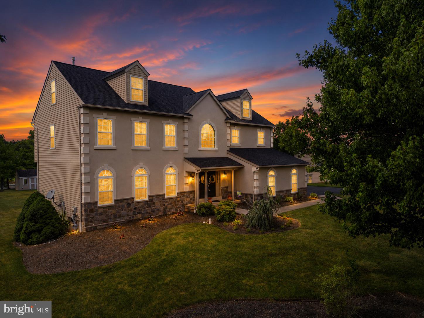 LOCHWOOD ESTATES - Residential