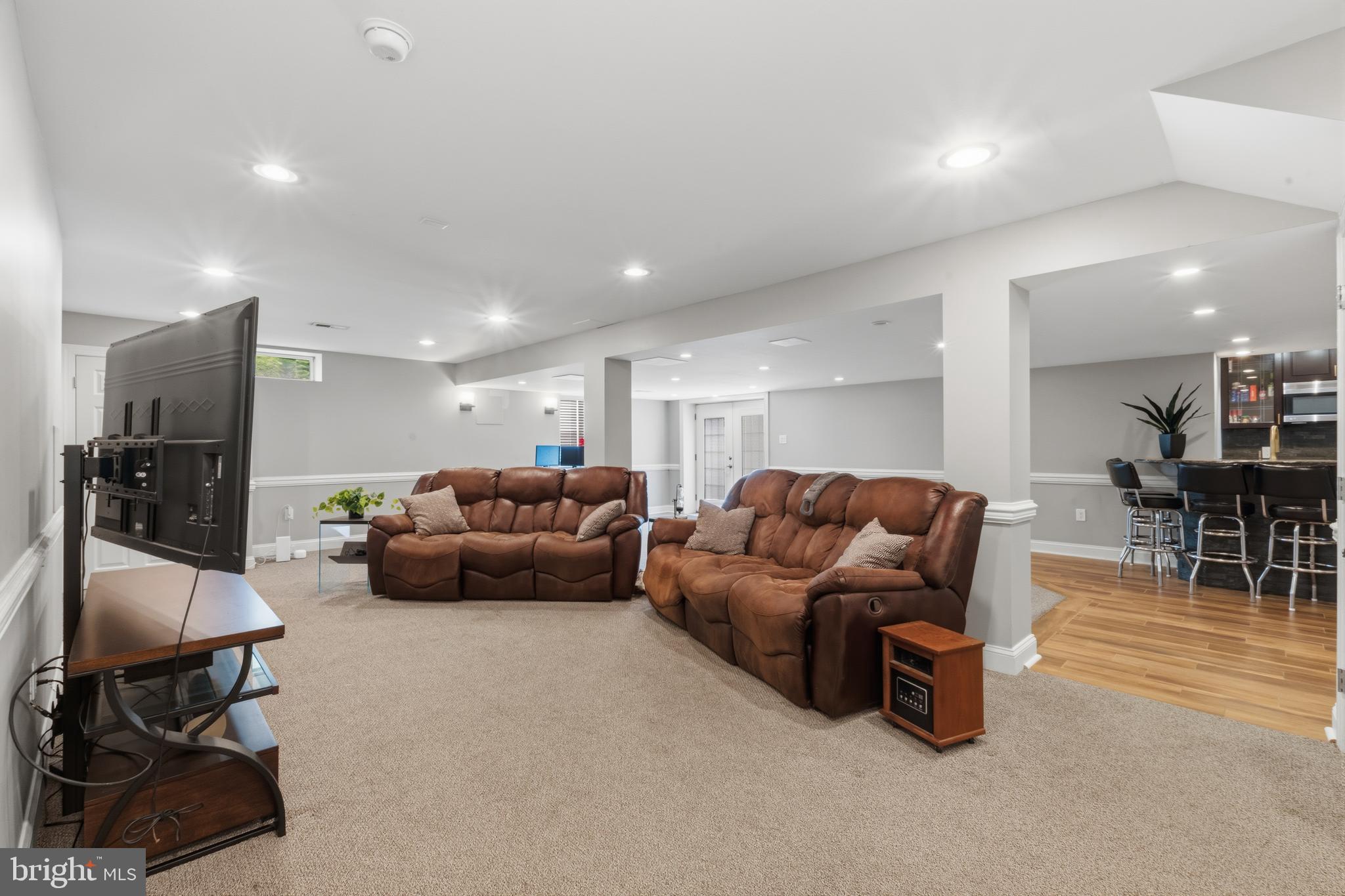 LOCHWOOD ESTATES - Residential