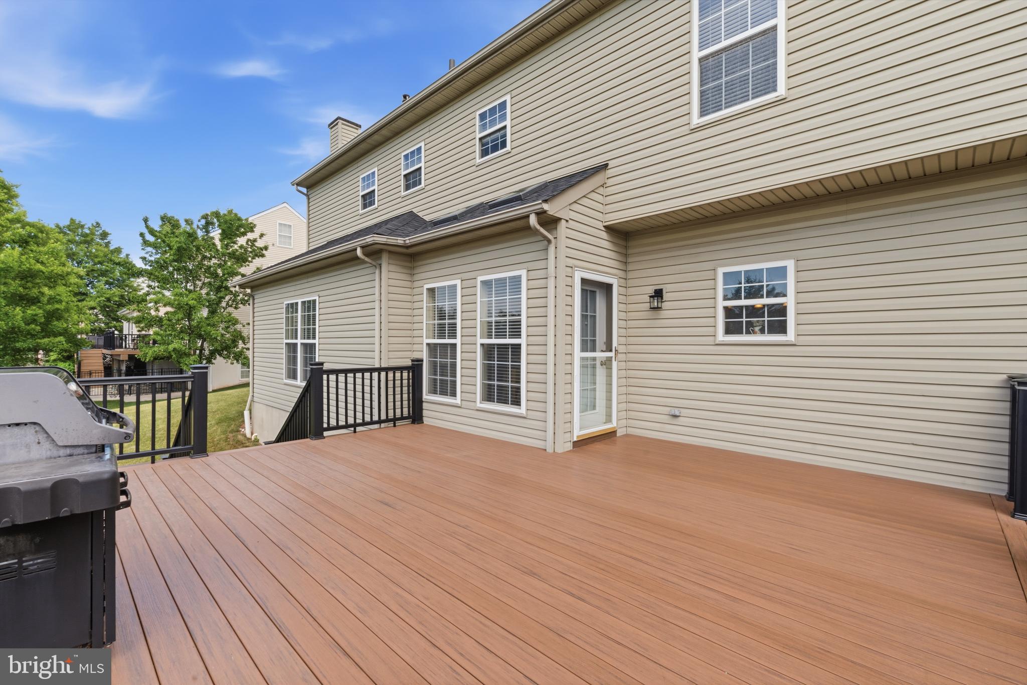 LOCHWOOD ESTATES - Residential