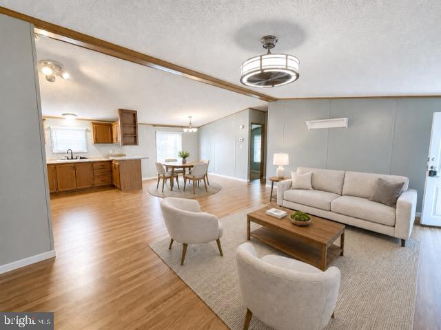 BOONES ESTATES - Residential