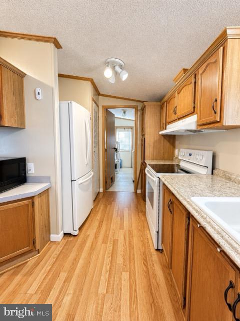 BOONES ESTATES - Residential